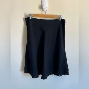 United Colors of Benetton Black Linen Lace Embellished Zip Up Midi Skirt Sz 44